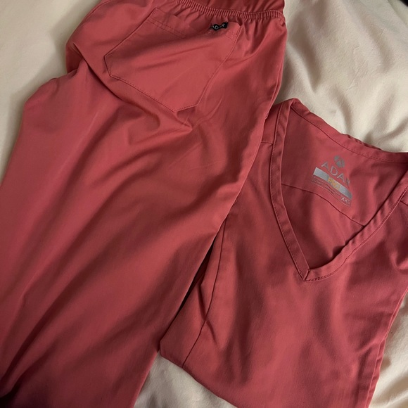 ADAR pro petite scrub set size XXS rapture rose - Picture 1 of 5